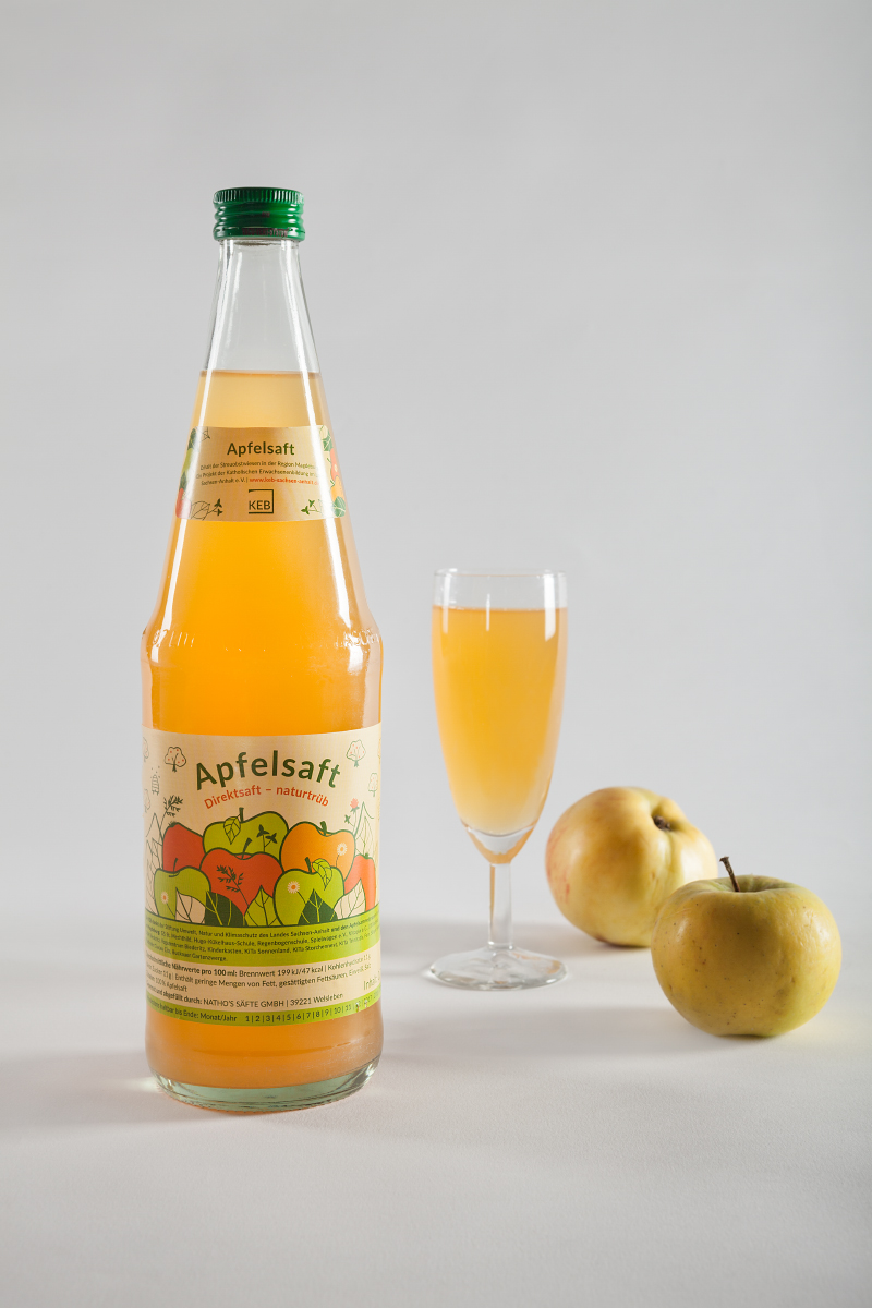 Gestaltung der Etiketten vom Apfelsaft